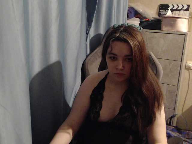 Snezhannaa live cam on BongaCams