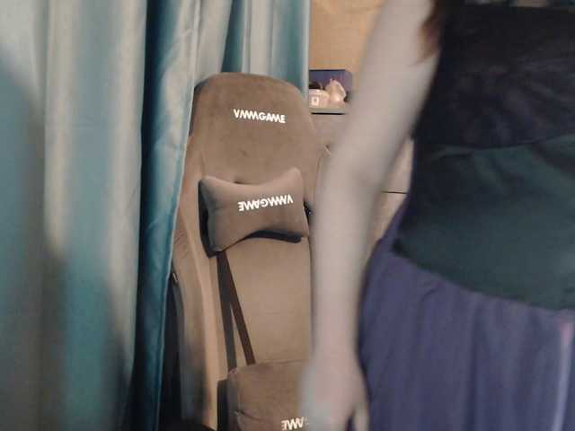 Snezhannaa live cam on BongaCams