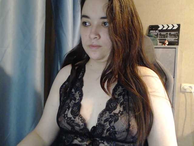 Snezhannaa live cam on BongaCams