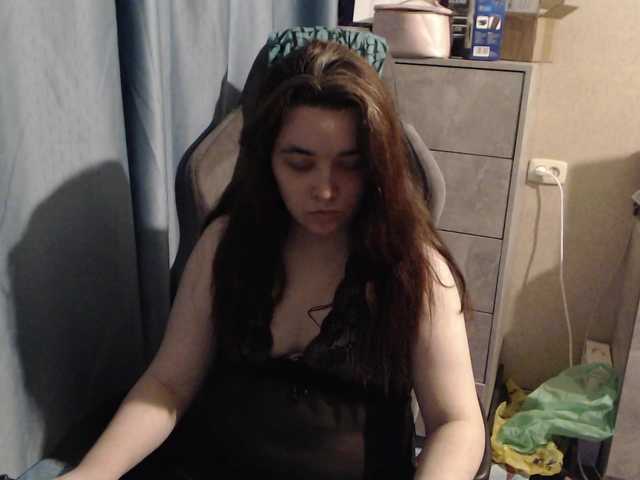Snezhannaa live cam on BongaCams