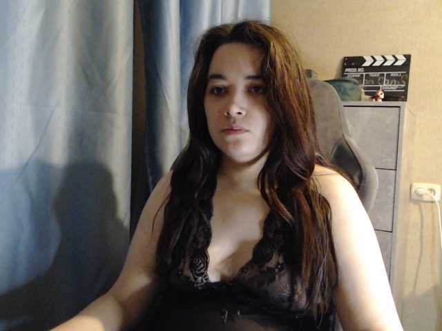 Snezhannaa live cam on BongaCams