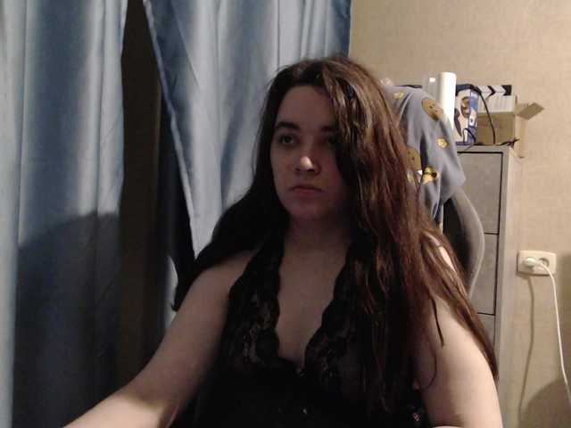 Snezhannaa live cam on BongaCams