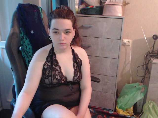 Snezhannaa live cam on BongaCams