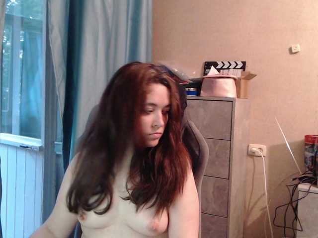 Snezhannaa live webcam show