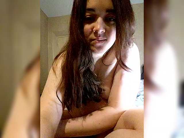 Snezhannaa live cam on BongaCams