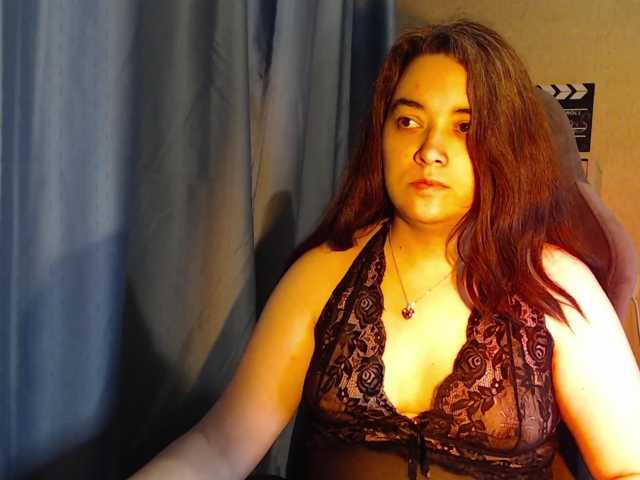 Snezhannaa live cam on BongaCams