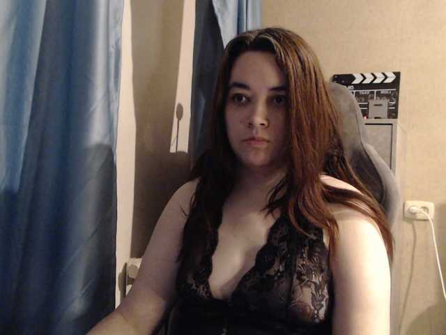 Snezhannaa live cam on BongaCams