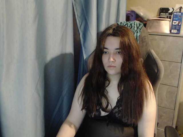 Snezhannaa live cam on BongaCams