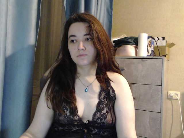 Snezhannaa live cam on BongaCams