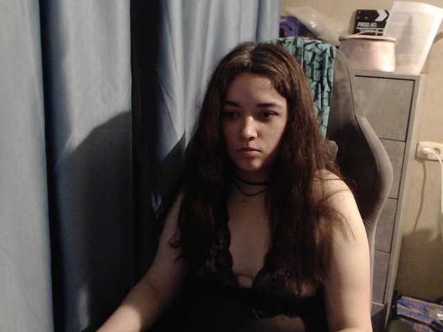 Snezhannaa live cam on BongaCams