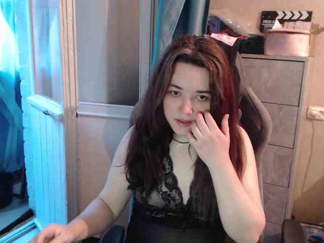 Snezhannaa Live Webcam on BongaCams