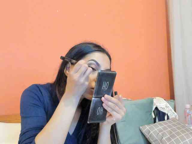 Dirty-Bya webcam