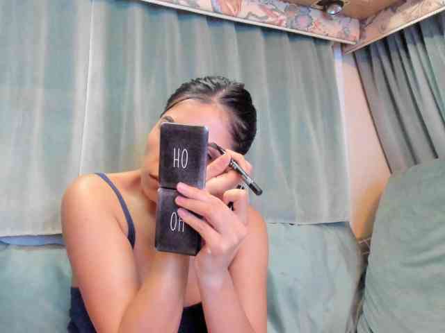 Model: Dirty-Bya