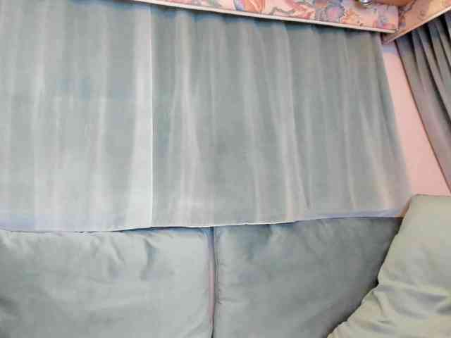 Dirty-Bya webcam