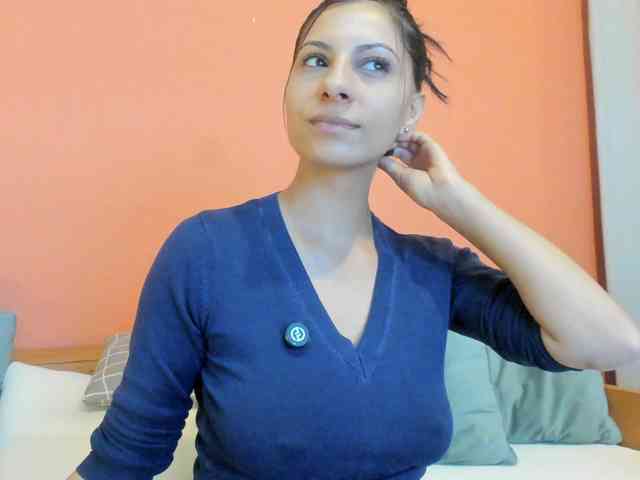 Dirty-Bya webcam