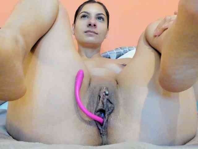Dirty-Bya webcam