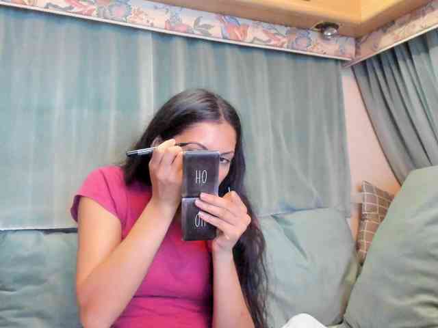Dirty-Bya webcam