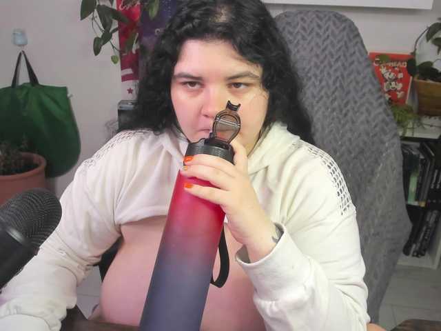 MilanaMaiden live cam on BongaCams