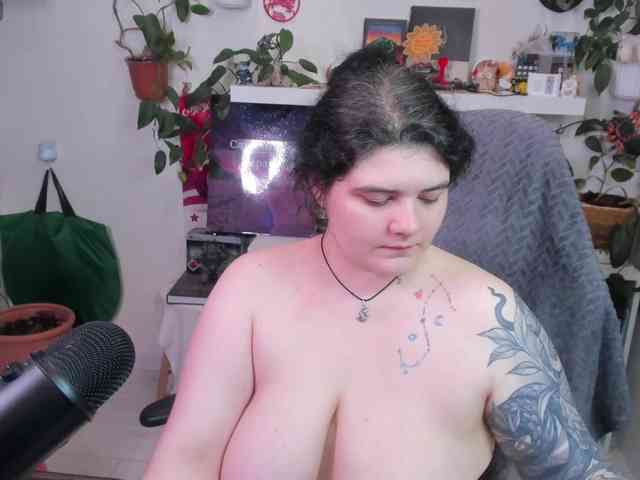 Ponchik_ponponchik webcam