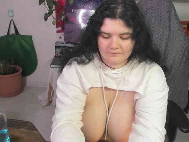 Ponchik_ponponchik webcam
