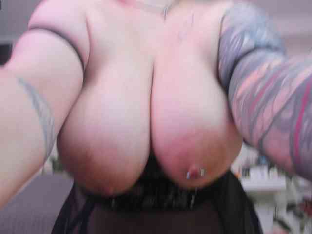 Ponchik_ponponchik webcam