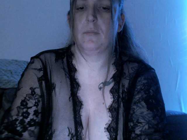 Harleyslut live cam on BongaCams