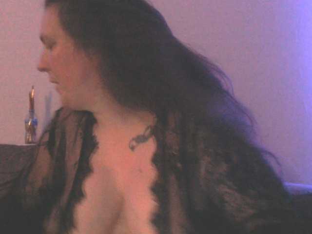 Harleyslut live cam on BongaCams