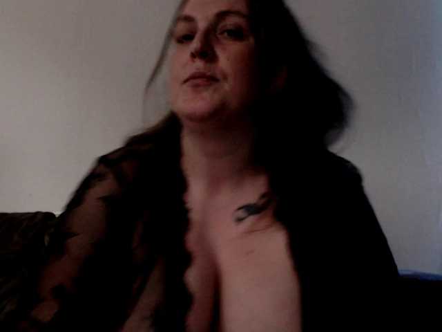 Harleyslut live cam on BongaCams