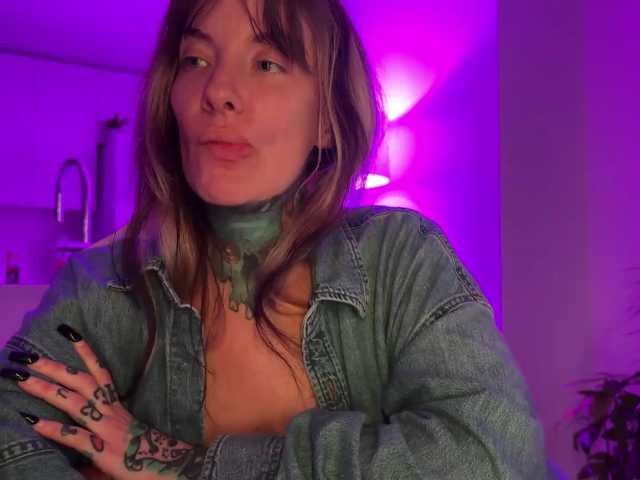 iiixbostonxiii, live now on BongaCams