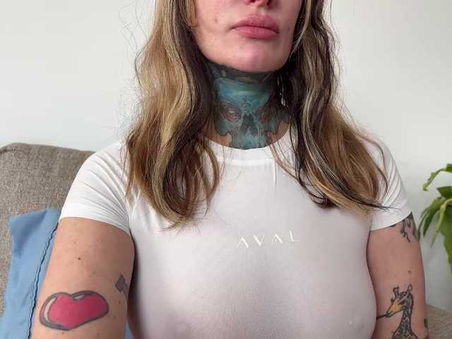 iiixbostonxiii live cam on BongaCams