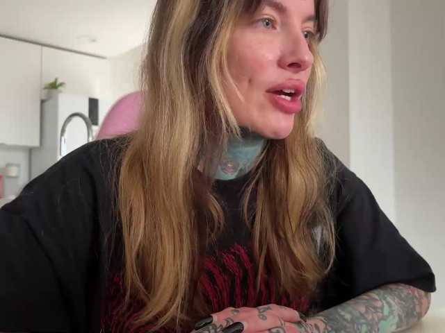 iiixbostonxiii live cam on BongaCams