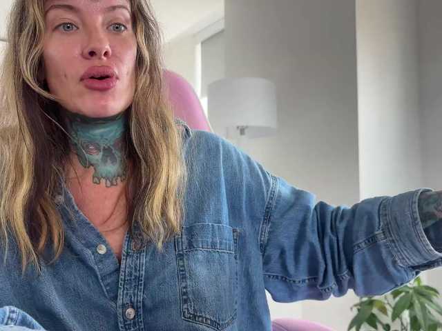 iiixbostonxiii live cam on BongaCams