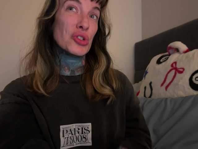 iiixbostonxiii's BongaCams show and profile