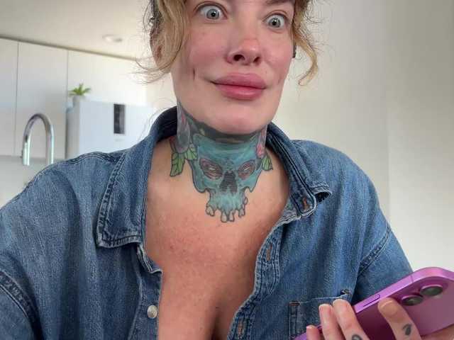 iiixbostonxiii live cam on BongaCams
