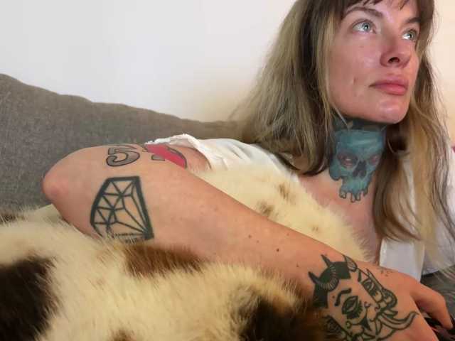iiixbostonxiii live cam on BongaCams