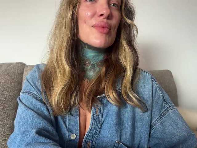 iiixbostonxiii live cam on BongaCams