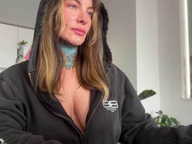 iiixbostonxiii live cam on BongaCams