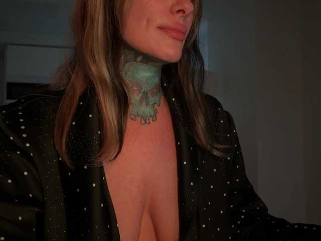 iiixbostonxiii live cam on BongaCams