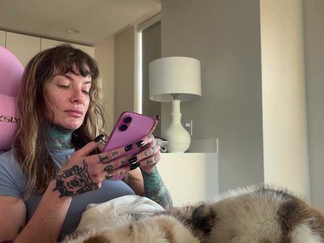 iiixbostonxiii live cam on BongaCams