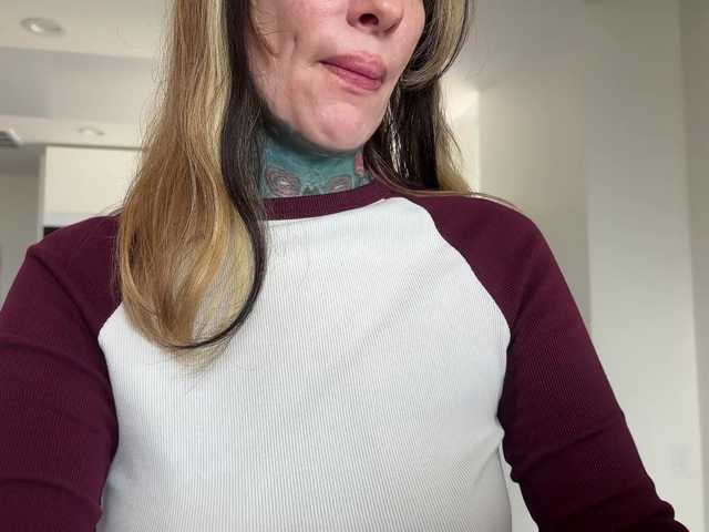 iiixbostonxiii live cam on BongaCams