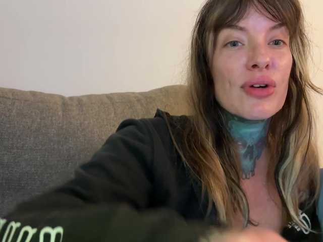 iiixbostonxiii live cam on BongaCams