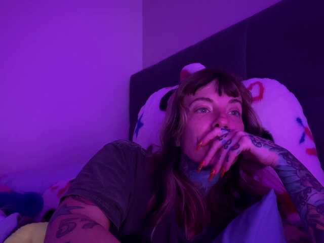 iiixbostonxiii's BongaCams show and profile