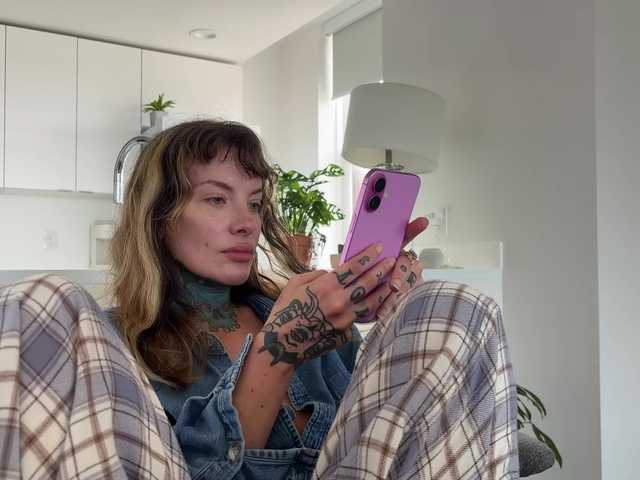 iiixbostonxiii live cam on BongaCams