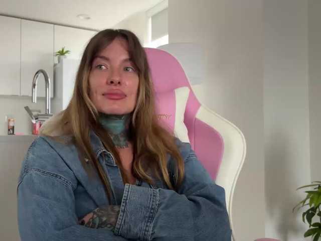 iiixbostonxiii live cam on BongaCams