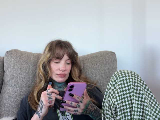 iiixbostonxiii live cam on BongaCams