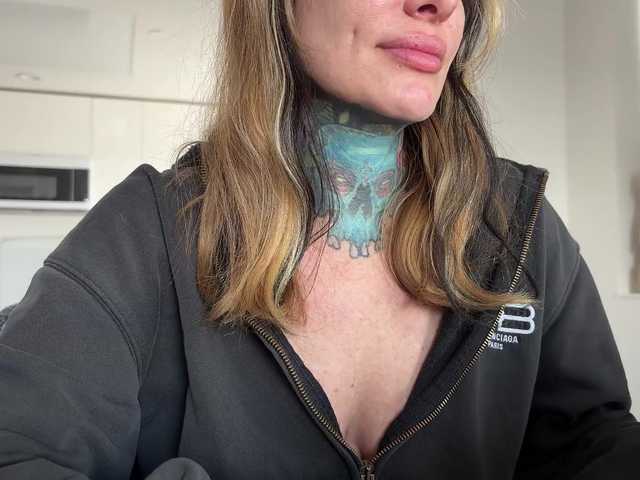 iiixbostonxiii live cam on BongaCams