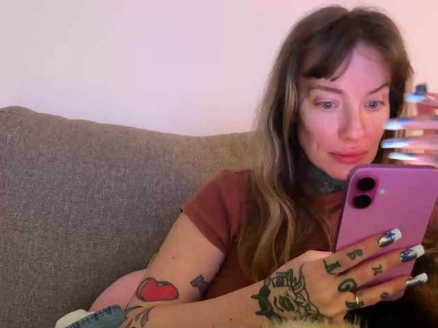 iiixbostonxiii live cam on BongaCams