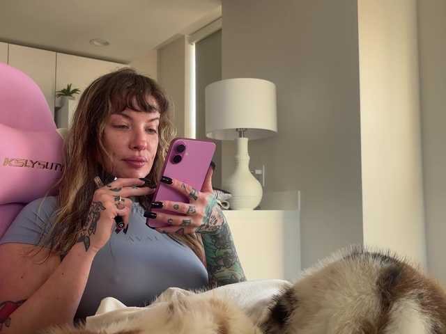 iiixbostonxiii live cam on BongaCams