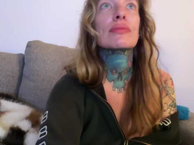 iiixbostonxiii live cam on BongaCams