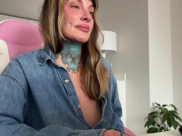 iiixbostonxiii live cam on BongaCams